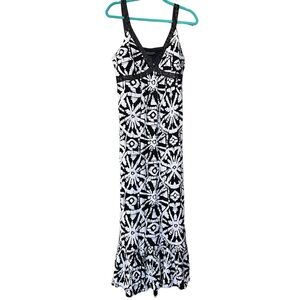 Signature By Robbie Bee Maxi Dress SZ 12 Black And White Abstract Resort Cruise